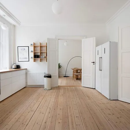The Royale With 4 Bedrooms Apartmán Kodaň