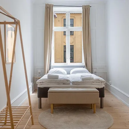 The Royale With 4 Bedrooms Leilighet København